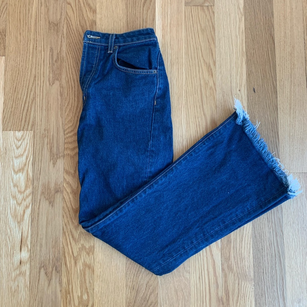 Perfect 70s bell bottom jeans